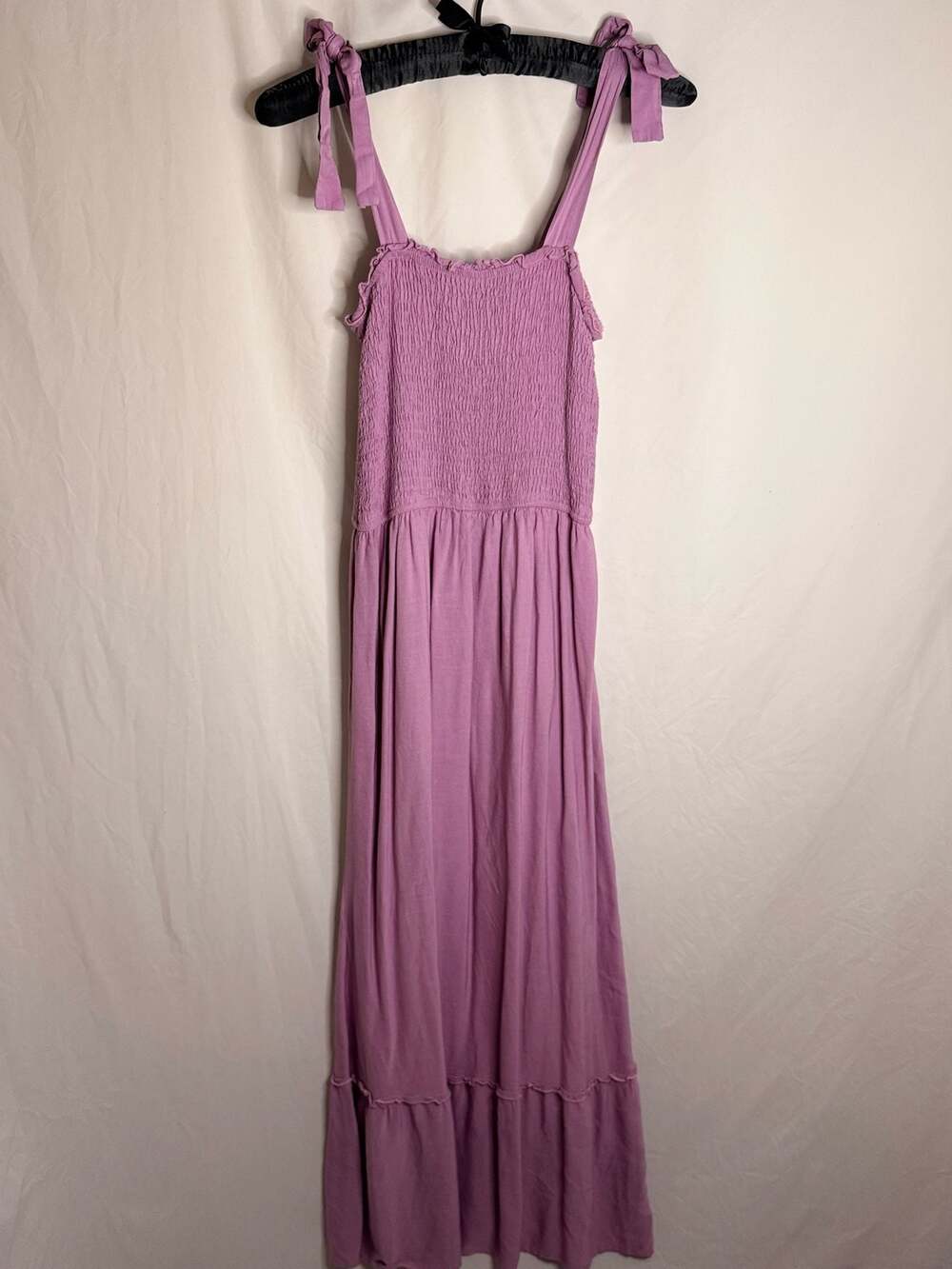Zesica Women's Smocked Tie-Strap Tiered Maxi Dress Size M